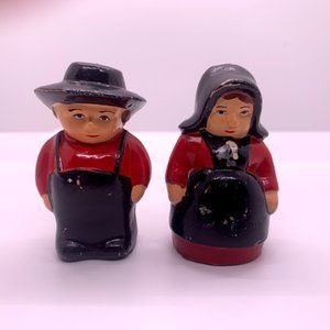 Vintage Farmer and Wife Amish Salt Pepper Shakers